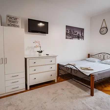 Lenapartman - Apartment *