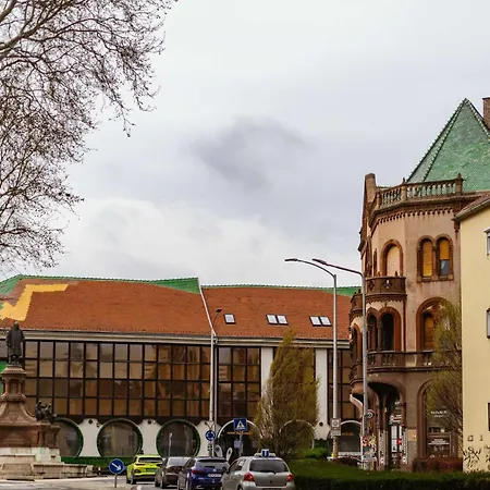 Lenapartman - Pécs
